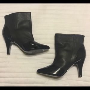 REPORT women Sz 9M Black Leather ankle Boots NEW